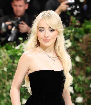 Sabrina Carpenter 