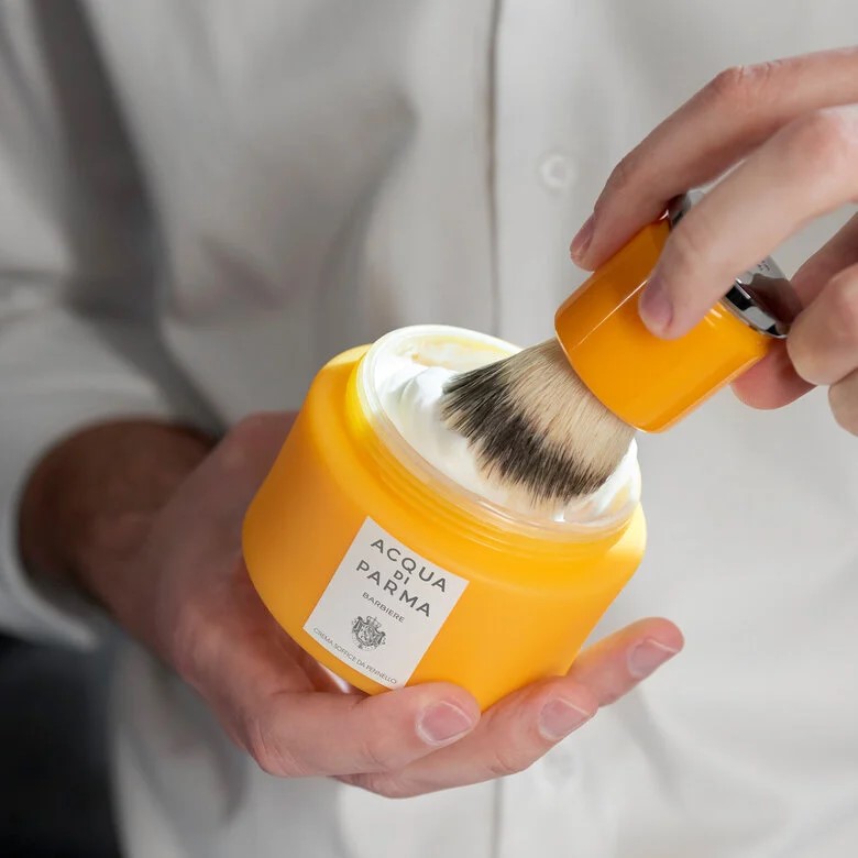 Soft shaving cream for brush
