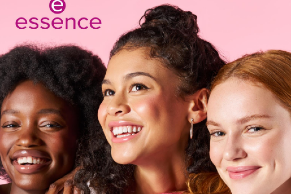 Η Essence Fall - Winter 2025 συλλογή, είναι ένα μάθημα χαρούμενης αυτοέκφρασης