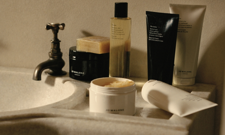 Η Jo Malone London παρουσιάζει τη νέα συλλογή Care Collection