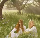 Ο οίκος Jo Malone London παρουσιάζει τις Georgia May Jagger και Lizzy Jagger ως Global Brand Ambassadors για τη συλλογή English Pear