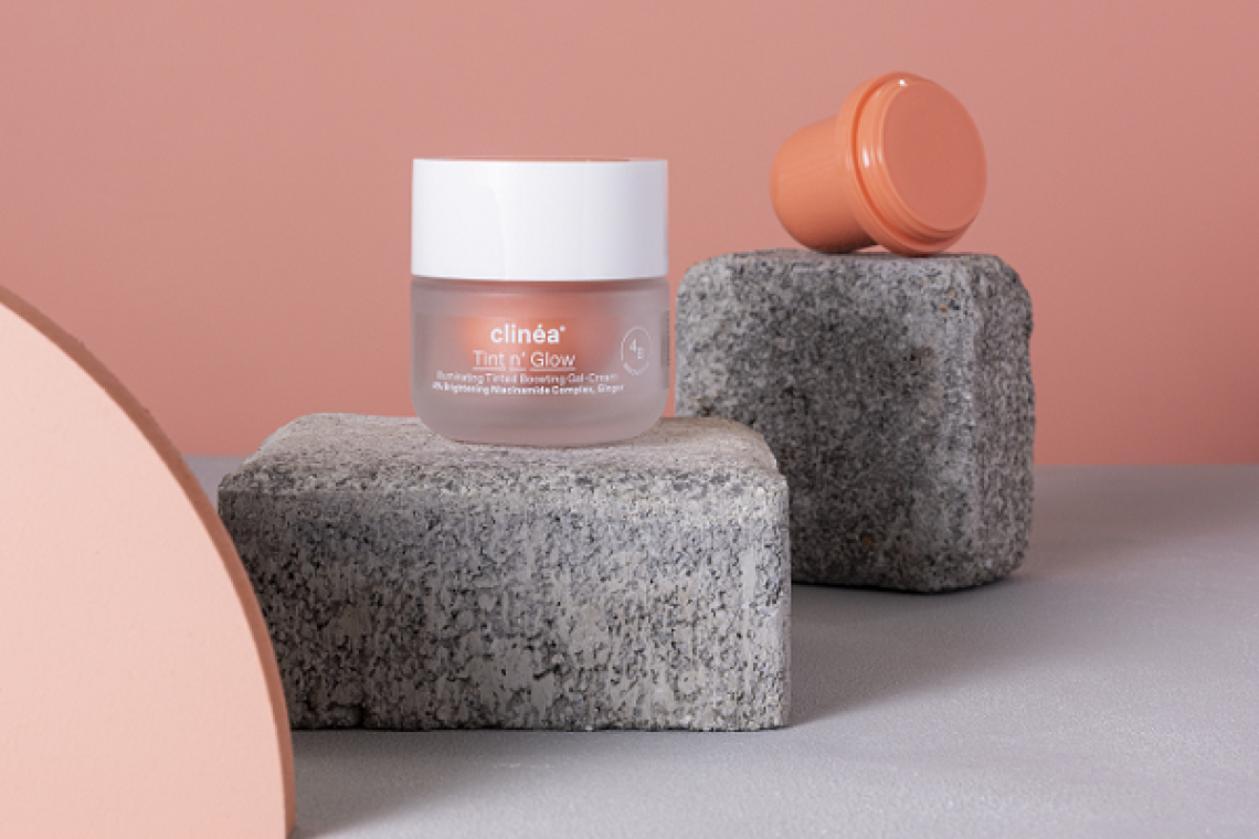 Tint n’ Glow: Η best-seller κρέμα Αντιγήρανσης &amp; Λάμψης του clinéa είναι ο ιδανικός σύμμαχος σου για να υιοθετήσεις  την skincare-as-makeup τάση αυτό το καλοκαίρι